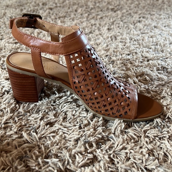 Franco Sarto Brown Open Heeled Sandal - Picture 3 of 6